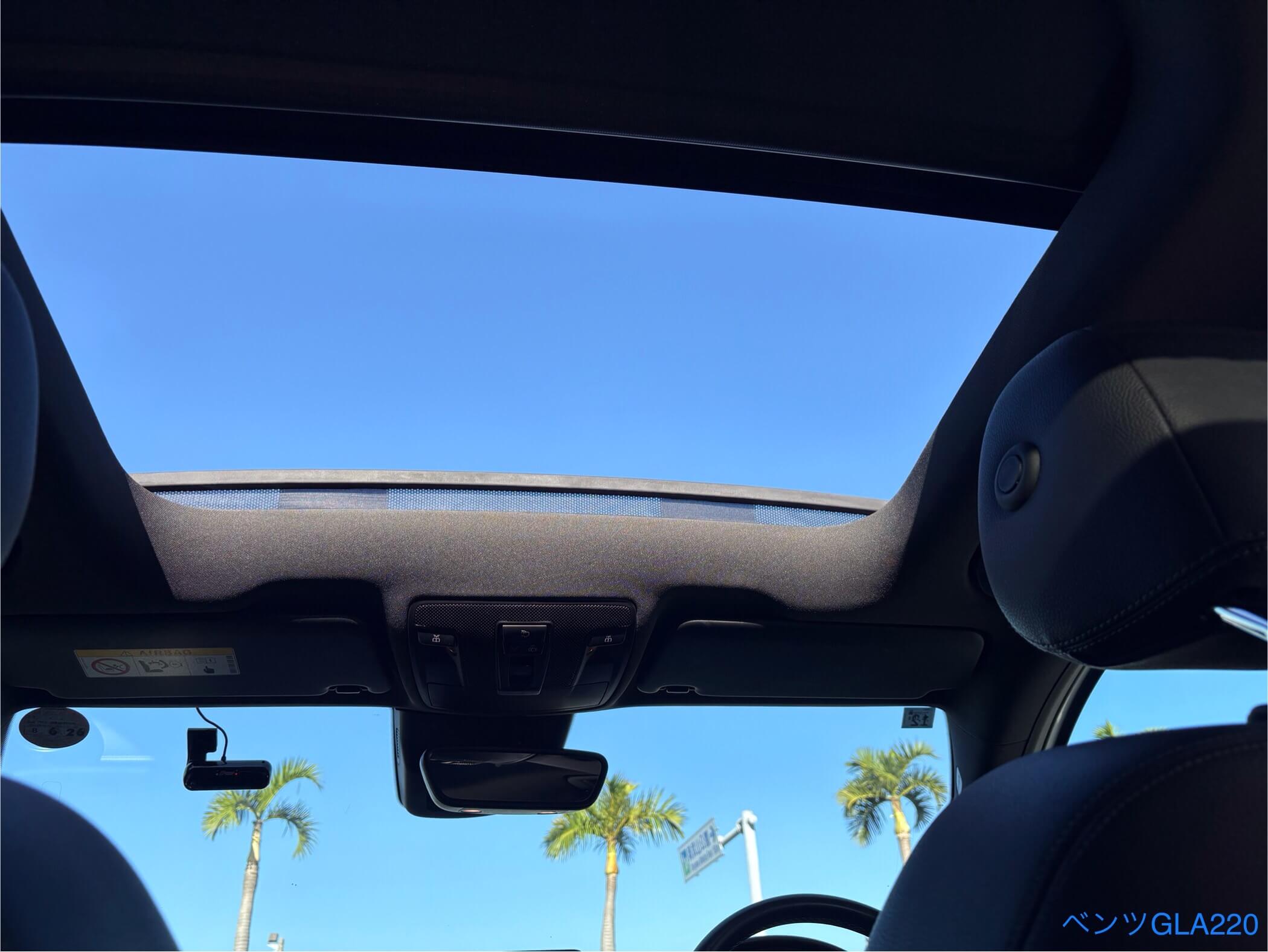 メルセデスベンツ GLA220