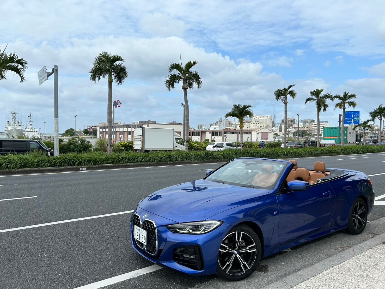 BMW 420i カブリオレMスポーツ(ブルー)