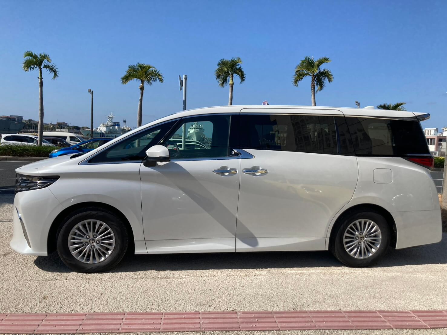 トヨタ 40系アルファードX