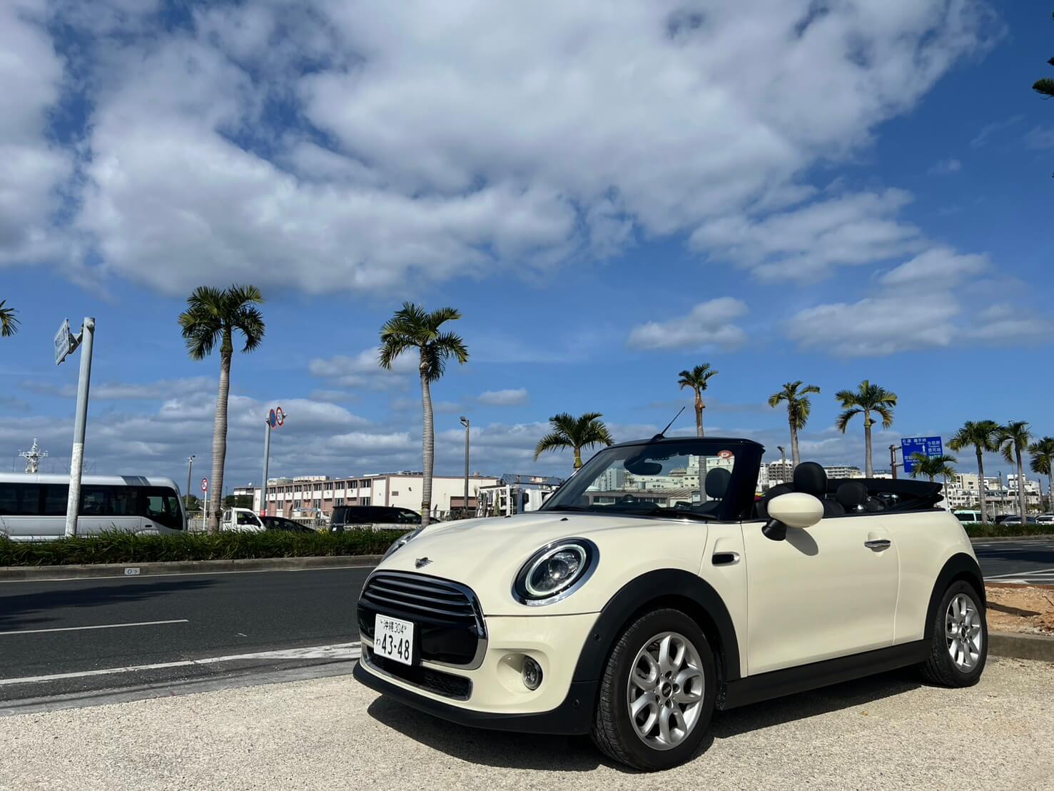 MINI ミニクーパーコンバーチブル（ホワイト）